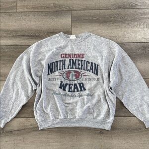 Vintage crewneck graphic print medium